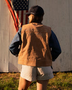Load image into Gallery viewer, 'JDTW' VEST - HAMILTON BROWN
